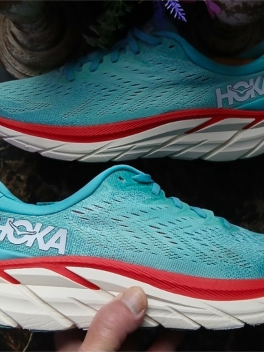 Hoka One Clifton 8
Comfort/Athletic 
Medical Field Shoes 
Size 7 for  Women
